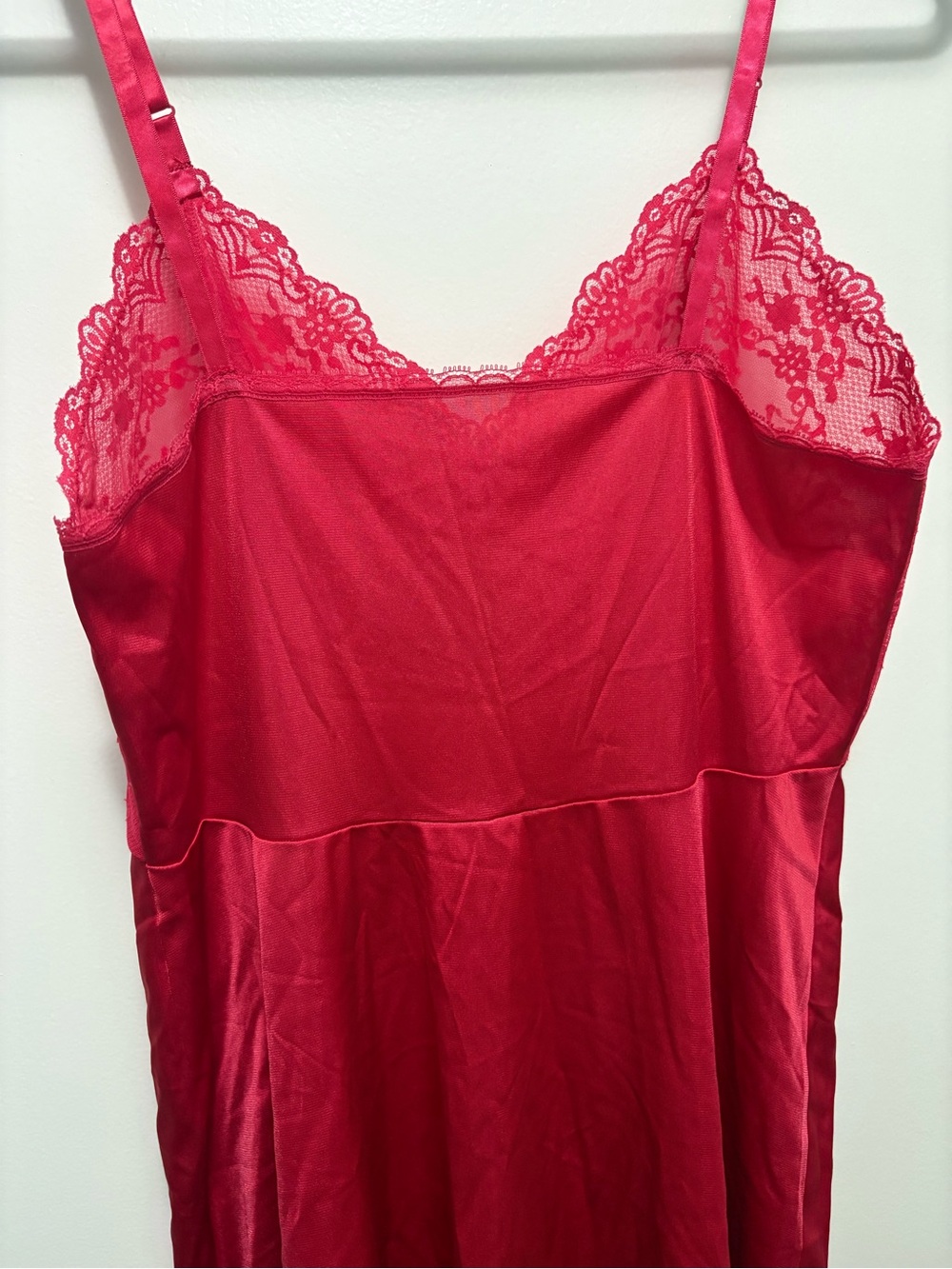 Vanity Fair Scarlet Lace-Trim Slip Chemise - Picture 8 of 11